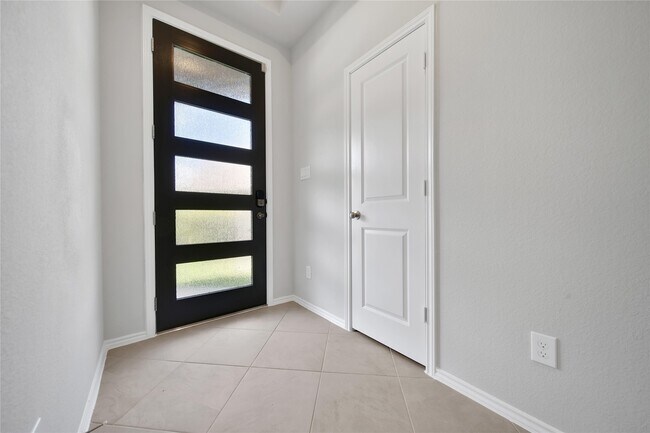 1326 Lakeside Crk Rd