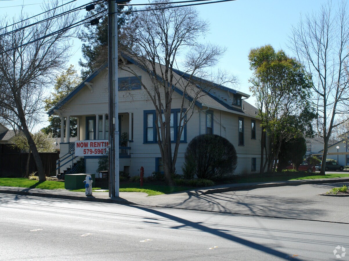 Westbrook Apartments - Westbrook Apartments