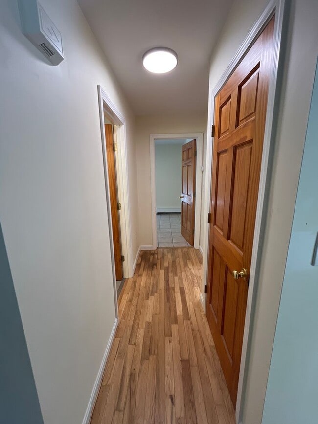 Photo - 3 Bedroom, 2 bath home newly renovated wit...
