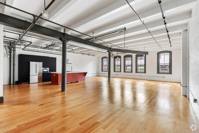Building Photo - 144 Lincoln St Unit 3 Rental