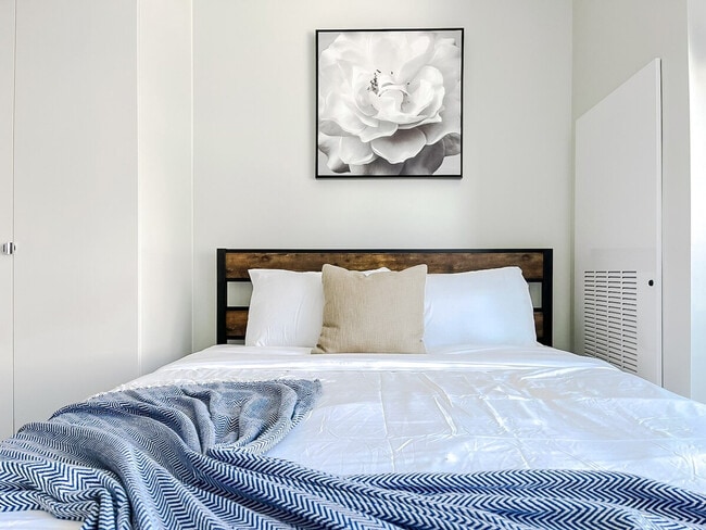 Photo - 2530 University Ave Unit SI ID1036809P