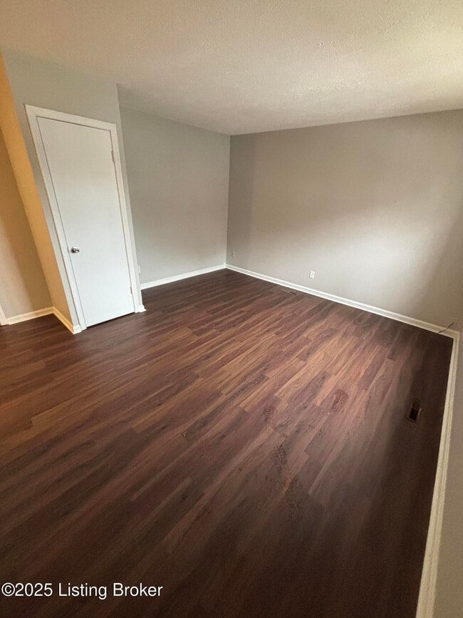 Photo - 2707 Riedling Dr Unit B1