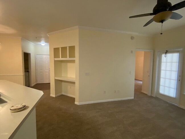 Photo - Condo for rent Unit 215