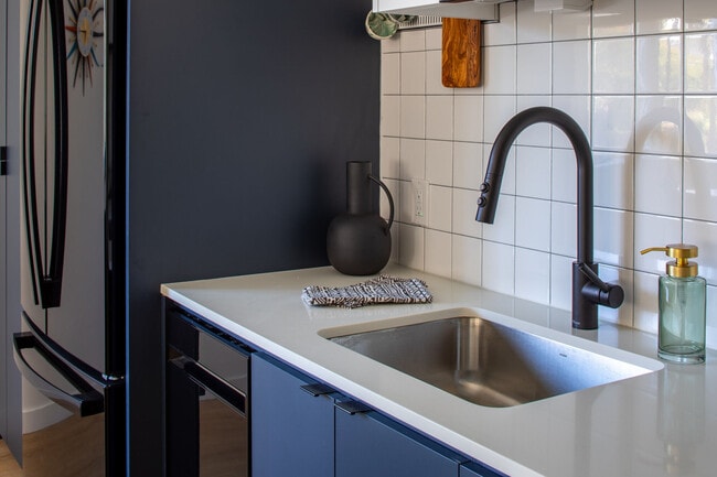 The Frankie apartments — community photo
