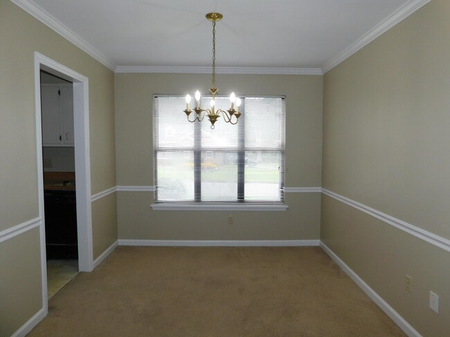 Photo - 516 Cambridge Rd