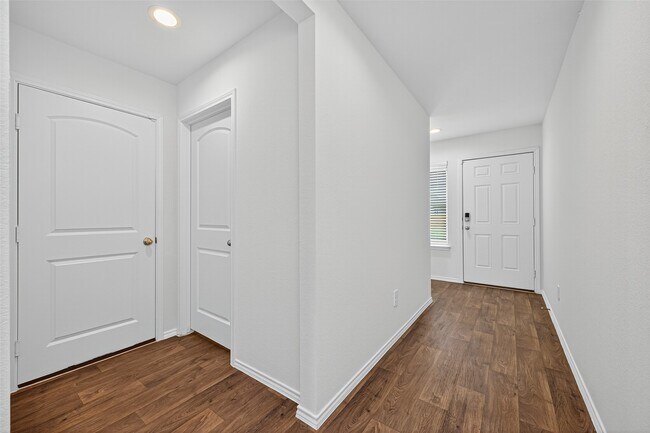 Photo - 16600 Lonely Pines Dr