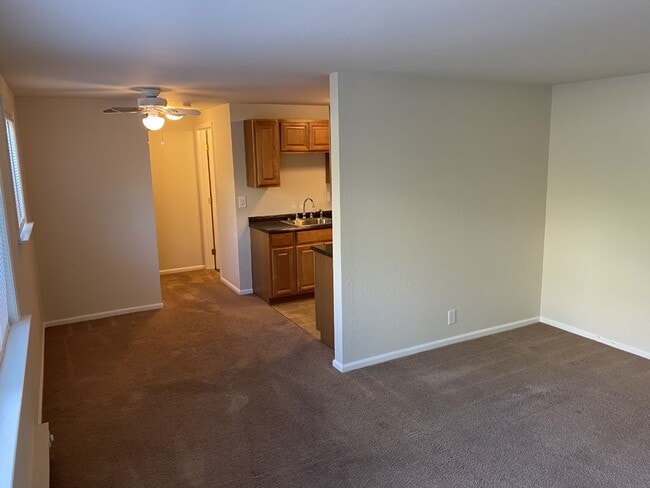 Photo - Adorable 1 Bedroom, 1 Bath Unit Unit 403