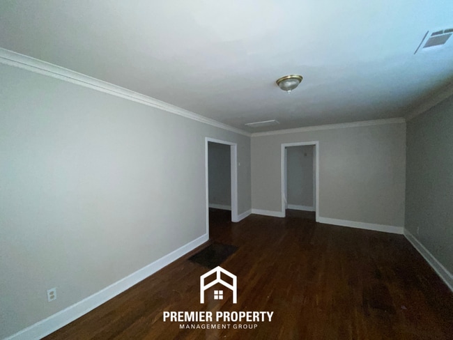 Photo - 1716 Warner Ave