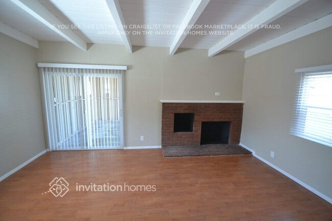 Photo - 9609 Dicky St