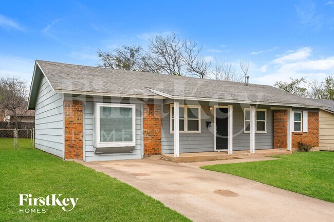 Photo - 701 E Mission St