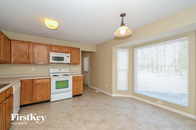 Photo - 17 Woodside Park Dr