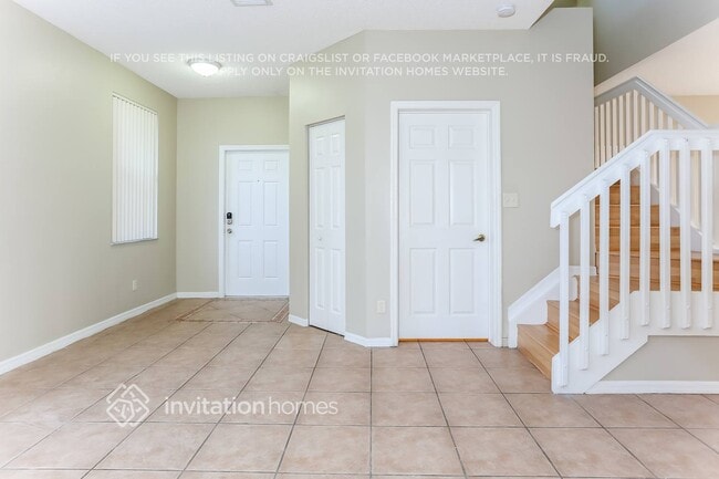 Photo - 10621 SW 14th Ct