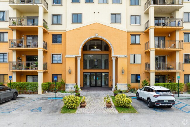 Photo - Keystone Courts