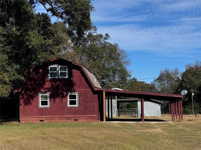 Photo - 1560 W County Rd