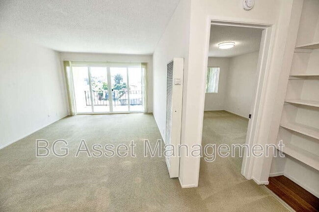 480 Crescent St