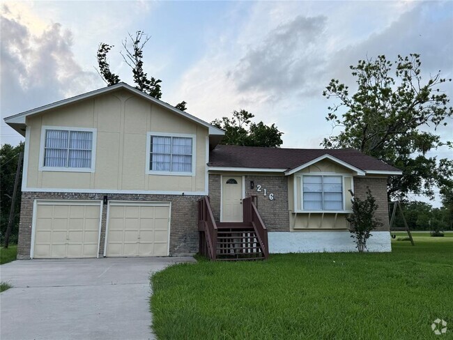 Building Photo - 216 Briarcreek St Rental