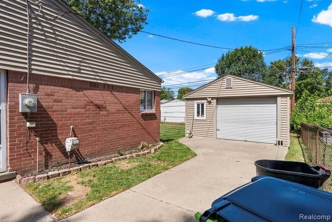 Photo - Gorgeous Madison Heights Gem!