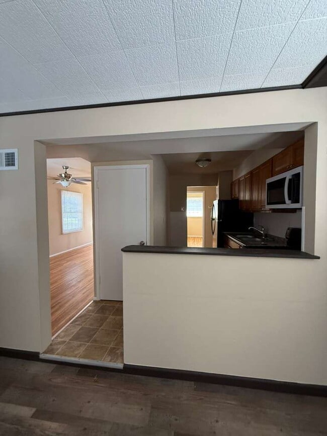 Photo - 237 Cameron Rd