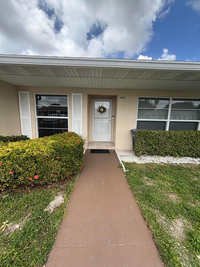 Photo - 8833 Bella Vista Dr Unit 8833