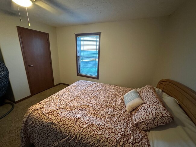Photo - 3 Bedroom, 2.5 Bathroom Townhome