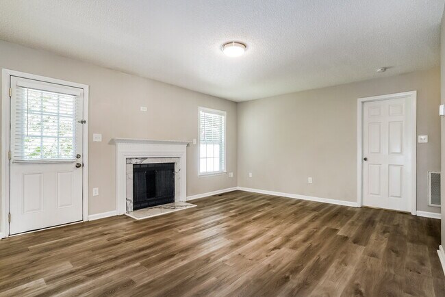 Photo - 412 Birdsong Way
