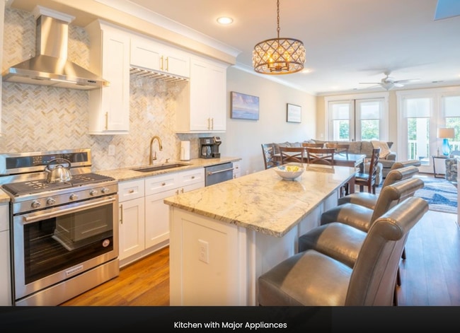 Photo - PERFECT "WORK FROM HOME" LOCATION TO ESCAP...