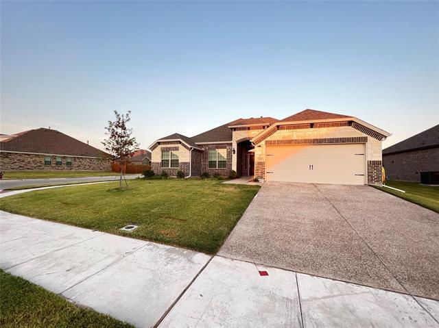 4008 Whitetail Ln