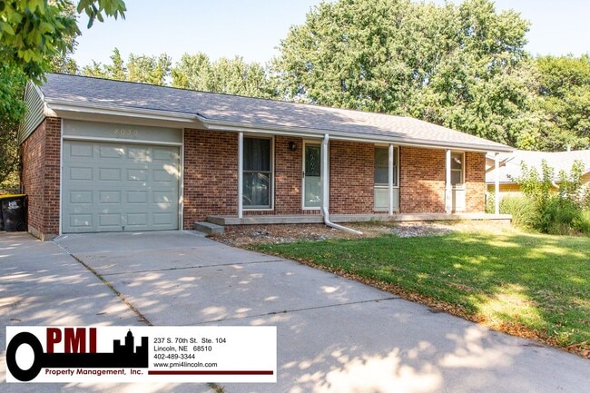 Photo - 8030 N Hazelwood Dr