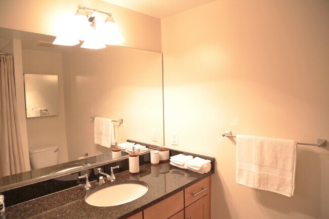 Photo - 1111 Oronoco St Unidad 326