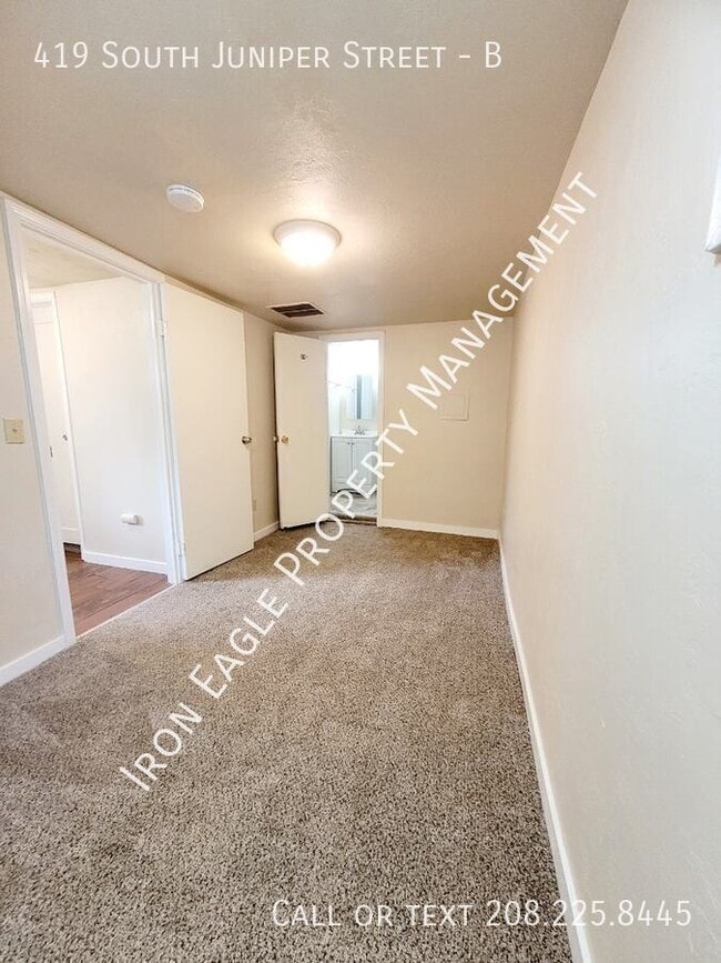 Photo - 419 S Juniper St
