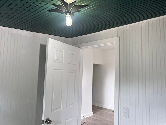 Photo - 43 Lawton St