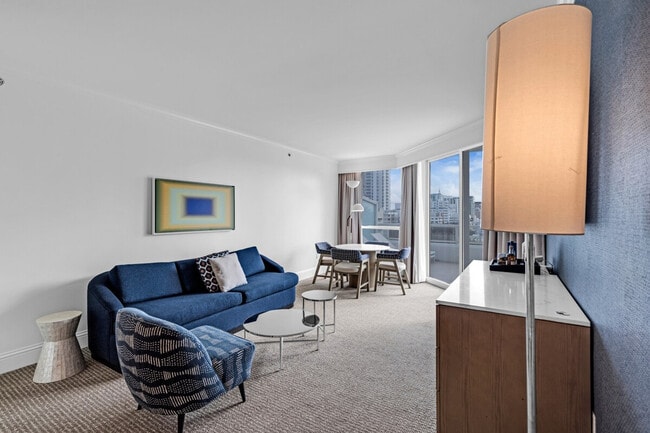 Building Photo - 4343 Collins Ave