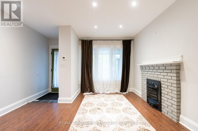 Photo - 70 Lawlor Ave