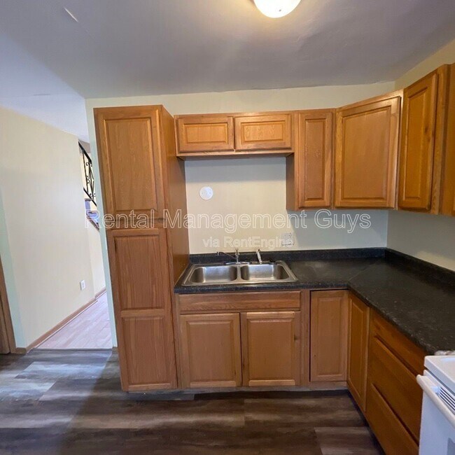 Photo - 501 N Morgan Ave