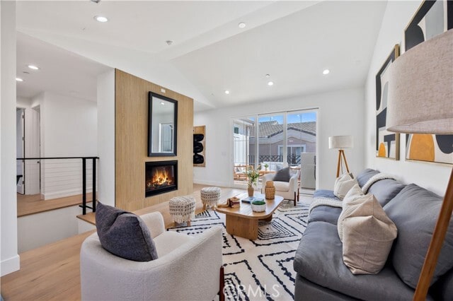 Photo - 2420 Ives Ln