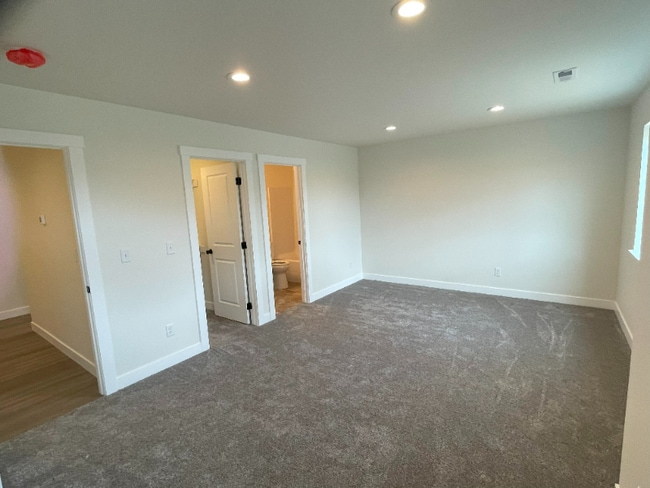 Photo - 502 E 2nd Ave