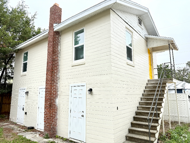 Building Photo - 1005-1026 26th St N Rental