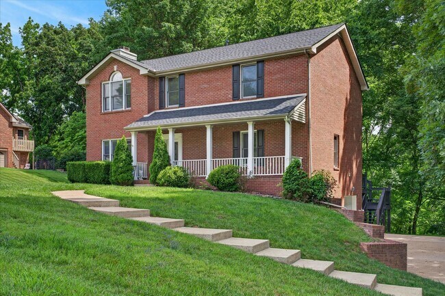 Photo - 3 Bedroom 2 1/2 Bath Pet Friendly Home For Rent In Rudolphtown Subdivision!