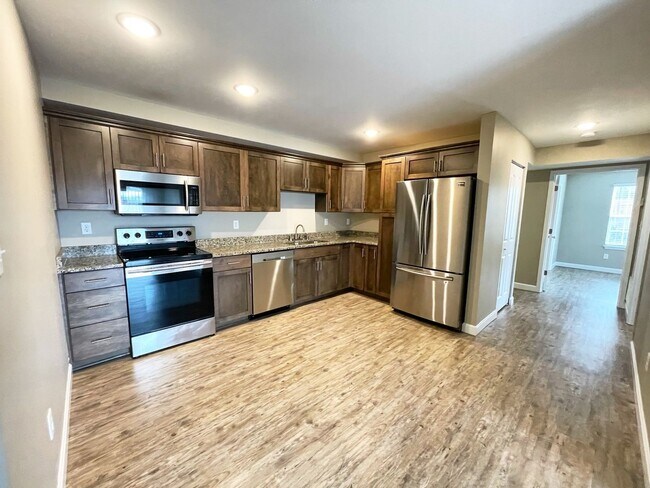 3301 Silverthorn Ln Unit 3301-201