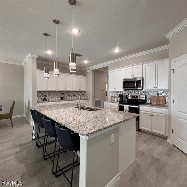 Photo - 4028 E Hampton Cir