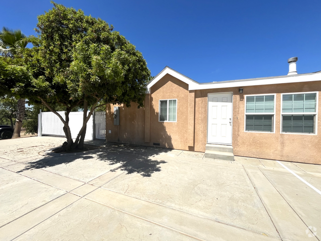 Building Photo - NewB RV T 17805 Unit A Rental