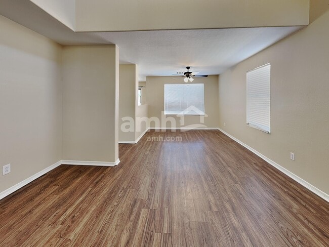 Photo - 7926 N 54th Dr