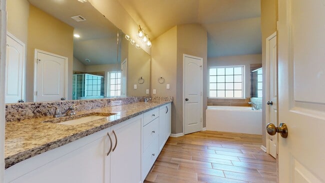 Photo - 4204 Shallow Creek Ct