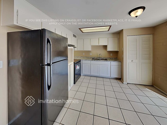 Photo - 4359 N 71st Dr