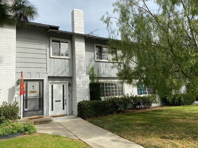 Building Photo - FULLERTON TOWNHOUSE NEAR CSUF AVAILABLE ...