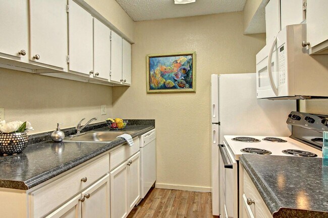 Photo - Sawmill Apartments