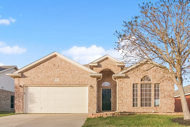 Building Photo - 1204 Juniper Ln