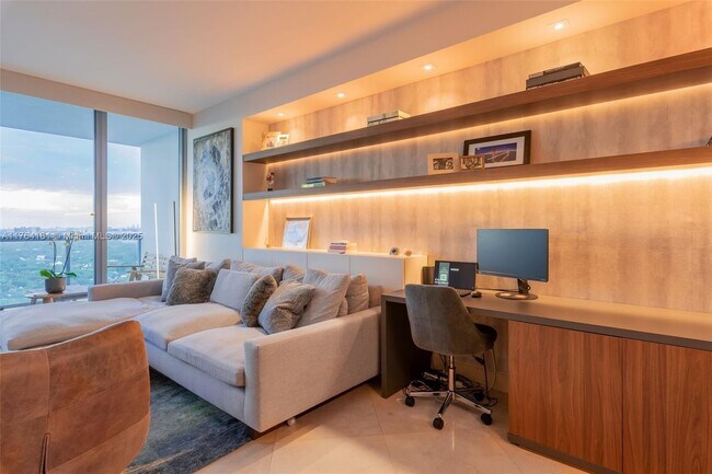 Photo - 601 NE 36th St Unit 2604