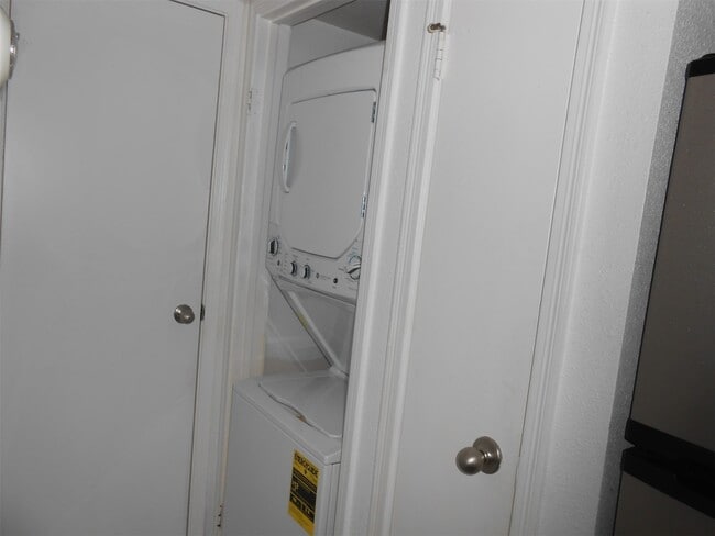 Building Photo - 2750 Holly Hall St Unit 1412