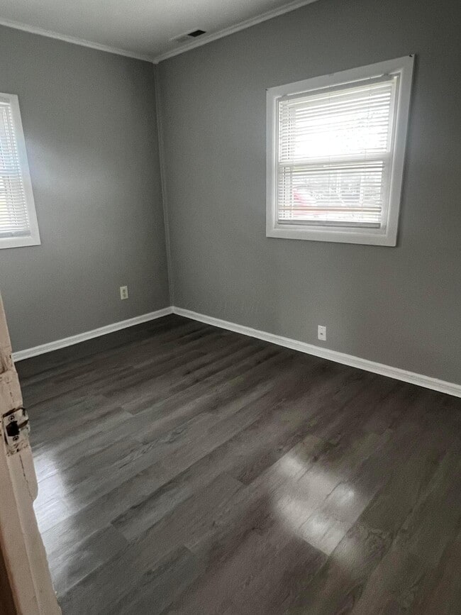 Photo - 3180 E 12th Ave